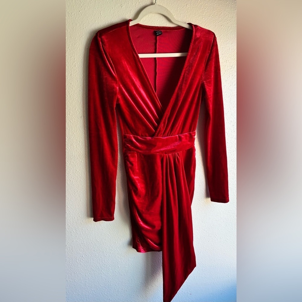 SHEIN Vibrant Velvet Red Holiday Dress